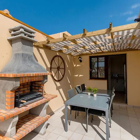 Te Mahana Nei House *